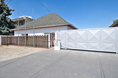 Exclusively | GOFAR | For sale - Administrative building (family house) + multi-purpose hall, Gabčíkovo, district DS