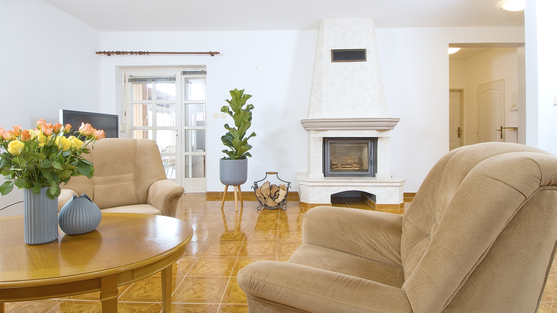 GOFAR | Sale of a family house + outbuilding with basement + double garage + pool + garden, Kútniky-Blažov, district DS | EXCLUSIVELY