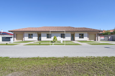 Sale | 4-room family house with kitchen unit and garage + large plot + 3x parking, FLORIDA PARK, DS | Gofar | Exclusive