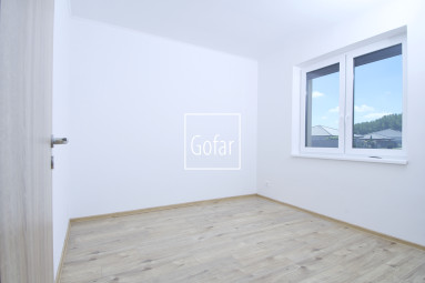 Sale | 4-room family house with kitchen unit and garage + large plot + 3x parking, FLORIDA PARK, DS | Gofar | Exclusive