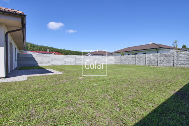 Sale | 4-room family house with kitchen unit and garage + large plot + 3x parking, FLORIDA PARK, DS | Gofar | Exclusive