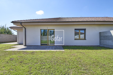 Sale | 4-room family house with kitchen unit and garage + large plot + 3x parking, FLORIDA PARK, DS | Gofar | Exclusive