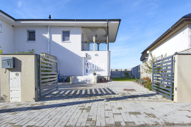 Sale | Modern large 3-room family house near the Danube – peaceful living just 25 minutes from Bratislava, Trstená na Ostrove | Gofar | Exclusive