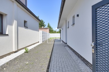 Sale | Newly built 4-room family house in standard + garden + 2x parking, Šamorín | Gofar | Exclusively