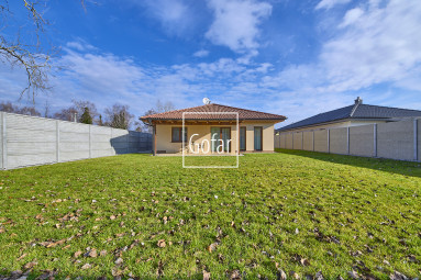 Sale | Spacious (131m2) furnished 4-room family house with garden in Kyselica just 5 min from R7 | Gofar | Exclusive