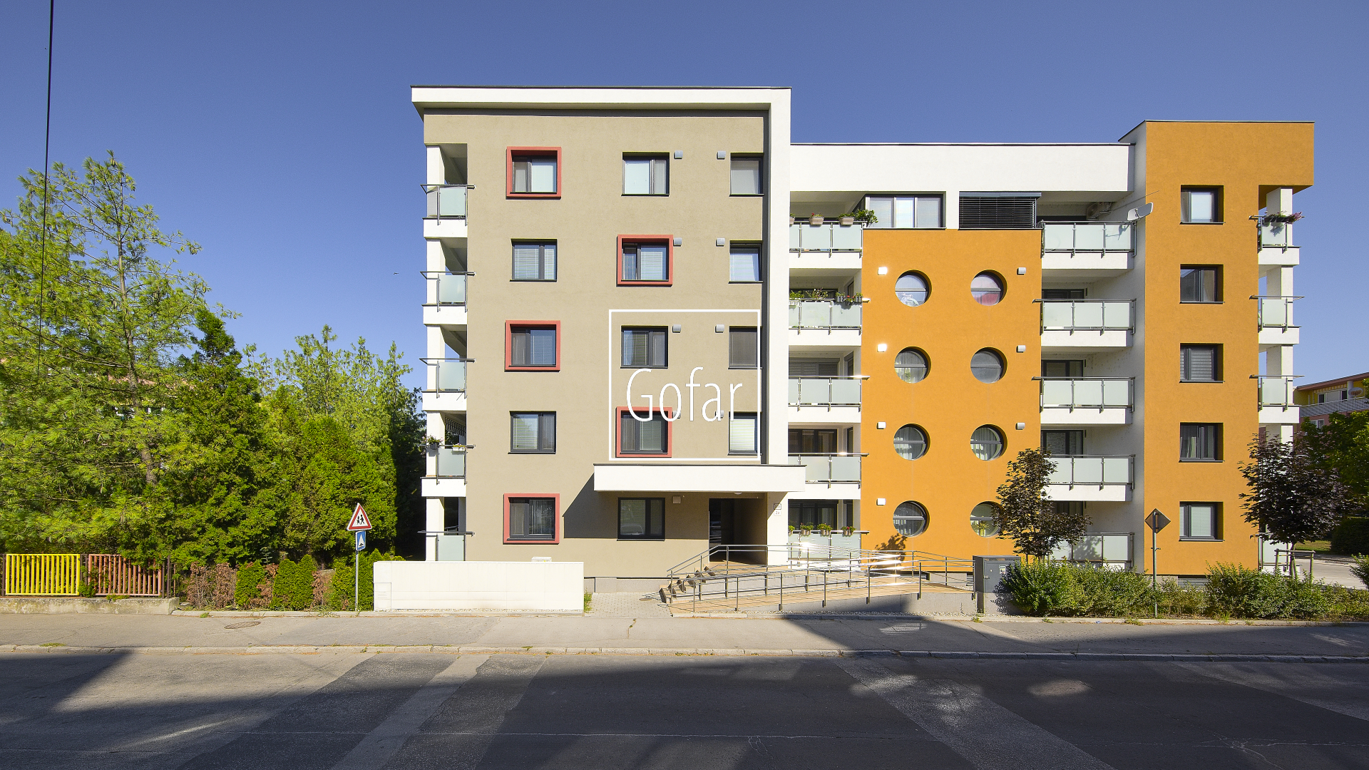 Gofar | Long-term rent of a parking space on Rybárska street, Šamorín