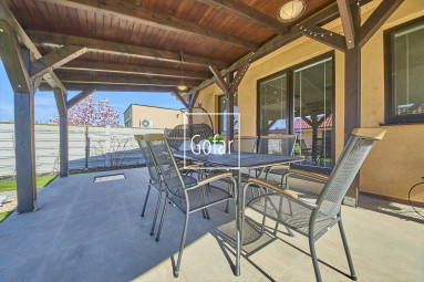 Sale | 4-room family house with a large terrace, garage and strategically excellent location on R7 (approx. 2 min) – Holice, DS | Gofar | Exclusive