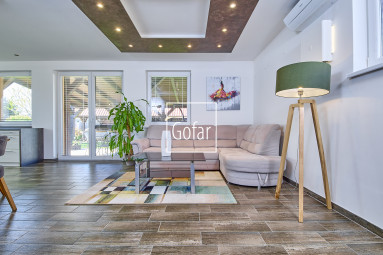 Sale | 4-room family house with a large terrace, garage and strategically excellent location on R7 (approx. 2 min) – Holice, DS | Gofar | Exclusive