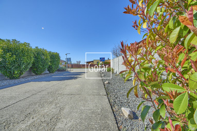 Sale | 4-room family house with a large terrace, garage and strategically excellent location on R7 (approx. 2 min) – Holice, DS | Gofar | Exclusive