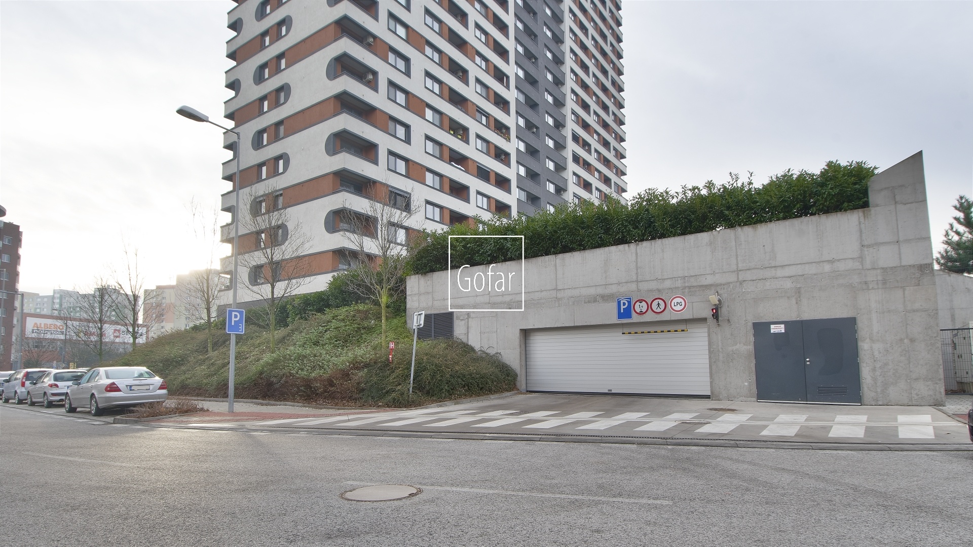 For sale parking space in the Fuxova building, Bosáková street, Bratislava | Gofar | Exclusively