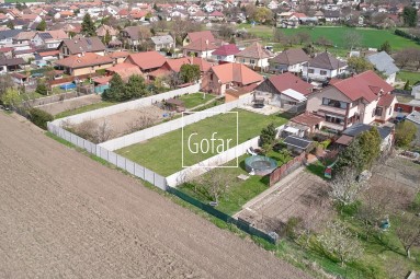 ELADÓ KÜLÖNÁLLÓ 2 SZOBÁS CSALÁDI HÁZ KOSSÚT (KOŠÚTY) | GOFAR | KIZÁRÓLAGOSAN