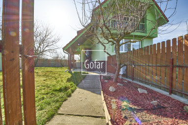 Eladó | Különálló családi ház garázzsal + garázs tárolóval + nagy kert Keszölcés (Kyselica) község csendes részén, DS járás | Gofar | Kizárólagos