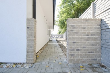 Eladó - Különálló nagy 4 szobás családi ház csodálatos galériával + kert + fedett terasz, Csallóköznádasd (Trstená na Ostrove), DS járás | Kizárólagos