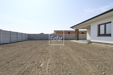 Eladó | Nagy (125m2) 4 szobás családi ház kiváló elrendezéssel, kerttel és négy autó számára parkolóval DS | Gofar | Kizárólagosan