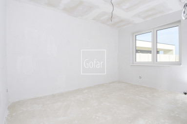 Eladó | Nagy (125m2) 4 szobás családi ház kiváló elrendezéssel, kerttel és négy autó számára parkolóval DS | Gofar | Kizárólagosan
