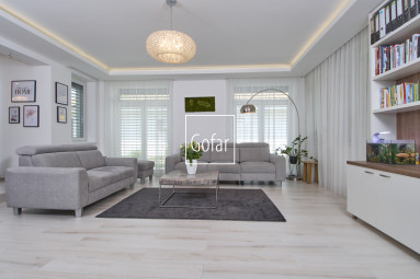 Eladó | Prémium lakó-, üzleti és pihenőkomplexum egy 1920 m2-es telken, Bacsfa (Báč), DS | Kizárólagos | Gofar RK