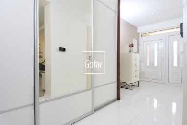 Eladó | Prémium lakó-, üzleti és pihenőkomplexum egy 1920 m2-es telken, Bacsfa (Báč), DS | Kizárólagos | Gofar RK