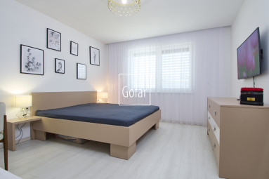 Eladó | Prémium lakó-, üzleti és pihenőkomplexum egy 1920 m2-es telken, Bacsfa (Báč), DS | Kizárólagos | Gofar RK