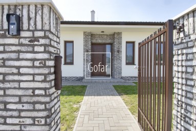 FOGLALVA! Eladó | 4 szobás mintaház 7 év garanciával, nagy kerttel és négy autó számára alkalmas parkolóval | Gofar | Kizárólagosan
