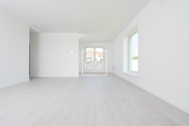 FOGLALVA! Eladó | 4 szobás mintaház 7 év garanciával, nagy kerttel és négy autó számára alkalmas parkolóval | Gofar | Kizárólagosan
