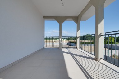 GOFAR | Nagy (128m2) 3 szobás lakás (ikerház része) eladása + teraszok + parkolóhely, Csallóköznádasd (Trstená na Ostrove), DS járás | Kizárólagosan