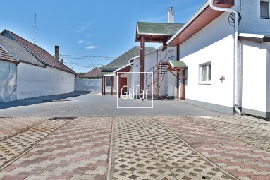Kizárólagosan | GOFAR | Eladó - Irodaépület (családi ház) + többcélú csarnok, Bős (Gabčíkovo), DS járás