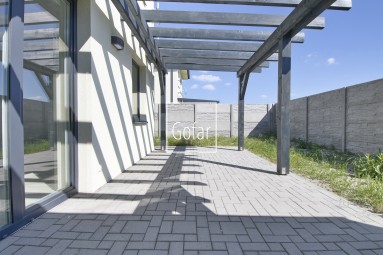 Eladó | 3 szobás lakás standard kivitelben + kert + terasz + 2x parkoló, Baka, DS járás | Gofar | Kizárólagosan