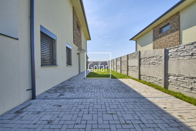 Eladó | Energiatakarékos 3 szobás lakás 2 parkolóhellyel, kerttel és nagy terasszal, mindössze 10 percre az R7-estől, Baka, DS járás | Gofar | Kizáról