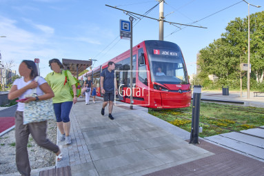 FOGLALVA! Eladó | 3 szobás lakás lélegzetelállító kilátással a Várra, a Kamzíkra és Ausztriára | Holíčska – Pozsony-Ligetfalu (Petržalka) | Gofar | Ki