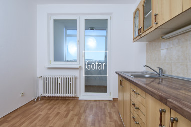 FOGLALVA! Eladó | 3 szobás lakás lélegzetelállító kilátással a Várra, a Kamzíkra és Ausztriára | Holíčska – Pozsony-Ligetfalu (Petržalka) | Gofar | Ki