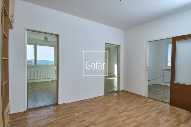 FOGLALVA! Eladó | 3 szobás lakás lélegzetelállító kilátással a Várra, a Kamzíkra és Ausztriára | Holíčska – Pozsony-Ligetfalu (Petržalka) | Gofar | Ki