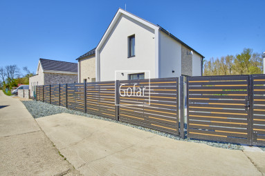 Eladó | Luxus új építésű, egész évben lakható 4 szobás ház közvetlen kijárattal a Kis-Dunára, MADARÁSZ-Sárrét (Blahová) | Gofar | Kizárólagos