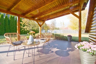 Kizárólagosan | GOFAR | Eladó - Nyaraló a Kis-Duna (Madarász) festői természetében egy 1143 m2-es telken, mindössze 95.000,-Euróért