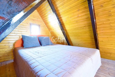 Kizárólagosan | GOFAR | Eladó - Nyaraló a Kis-Duna (Madarász) festői természetében egy 1143 m2-es telken, mindössze 95.000,-Euróért