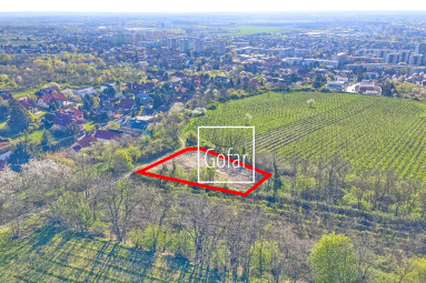 Eladó | Napos telek (814m2) Récse (Rača) városrészben – csendes környezet, gyönyörű kilátás Pozsonyra | GOFAR | Kizárólagosan
