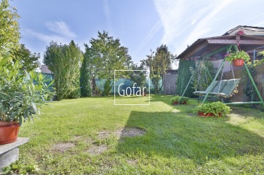 Eladva | GOFAR | Eladó - Gondozott kert tégla nyaralóval a Kisudvarnoki (Malodvornícka) úton Dunaszerdahelyen | Kizárólagosan