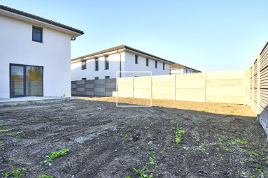Na predaj | 3i byt+ZÁHRADA+TERASA+PARKING, Trstená na Ostrove, DS |Gofar |Exkluzívne