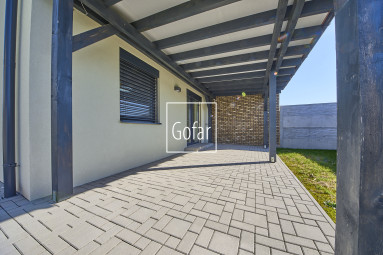 Predaj | Energeticky úsporný 3i byt s 2 parkovacími státiami, záhradou a veľkou terasou, iba 10 min od R7, Baka, okr. DS | Gofar | Exkluzívne