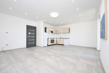 Predaj | Energeticky úsporný 3i byt s 2 parkovacími státiami, záhradou a veľkou terasou, iba 10 min od R7, Baka, okr. DS | Gofar | Exkluzívne