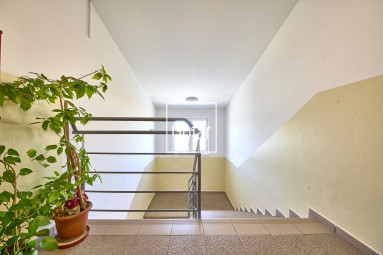 Predaj| Štýlový 2i byt s balkónom (výhlad na Kamzík) a privátnym parkovaním + vlak na pešo - Alžbetin Dvor-Miloslavov| Gofar |Exkluzívne