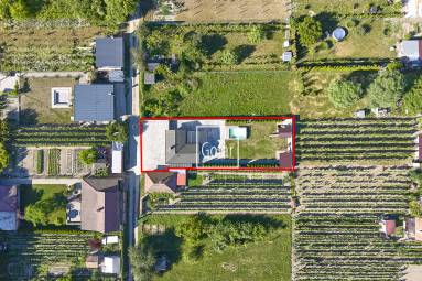 Predaj| Celoročne obývateľný kompletne zariadený rekreačný dom v chránenej oblasti, Číčov, okr KN |Exkluzívne |Gofar RK