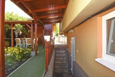 GOFAR | Predaj - 3izbový (150m2) podpivničený rodinný dom+2x garáž+záhrada, Orechová Potôň, Okres DS | Exkluzívne