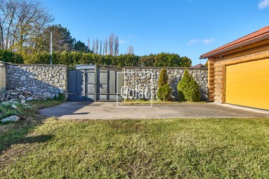Luxusný RD v barokovom štýle +bazén +4xgaráž +altánok +záhrada(1198m2), Dunajská Streda |Gofar |Exkluzívne