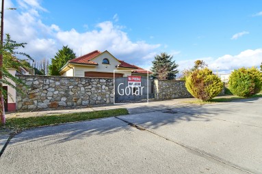 Luxusný RD v barokovom štýle +bazén +4xgaráž +altánok +záhrada(1198m2), Dunajská Streda |Gofar |Exkluzívne