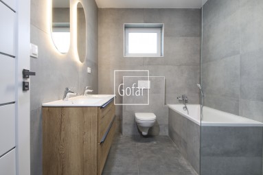 Na predaj | Vzorový 4i RD so 7 ročnou zárukou s veľkou záhradou a parkovaním pre štyri autá | Gofar | Exkluzívne