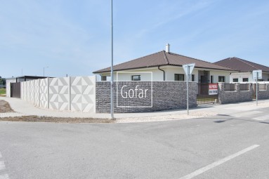 Na predaj | Vzorový 4i RD so 7 ročnou zárukou s veľkou záhradou a parkovaním pre štyri autá | Gofar | Exkluzívne