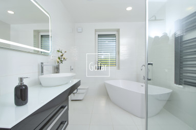 Predaj| Prémiový komplex bývania, podnikania a relaxu na parcele 1920m2 Báč, DS |Exkluzívne |Gofar RK 