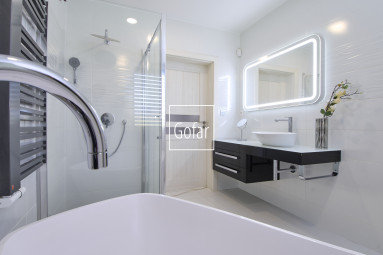 Predaj| Prémiový komplex bývania, podnikania a relaxu na parcele 1920m2 Báč, DS |Exkluzívne |Gofar RK 