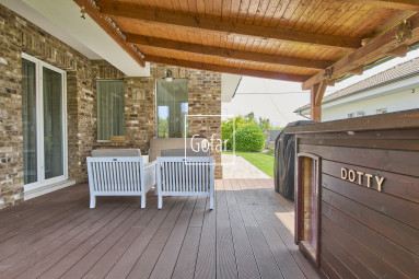 Predaj| Prémiový komplex bývania, podnikania a relaxu na parcele 1920m2 Báč, DS |Exkluzívne |Gofar RK 