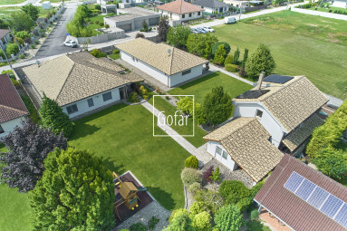 Predaj| Prémiový komplex bývania, podnikania a relaxu na parcele 1920m2 Báč, DS |Exkluzívne |Gofar RK 